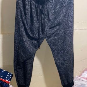 Black Southpole joggers